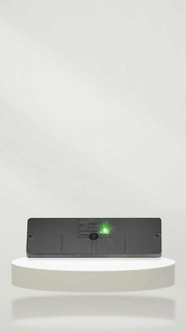 LED发光定位RFID标签